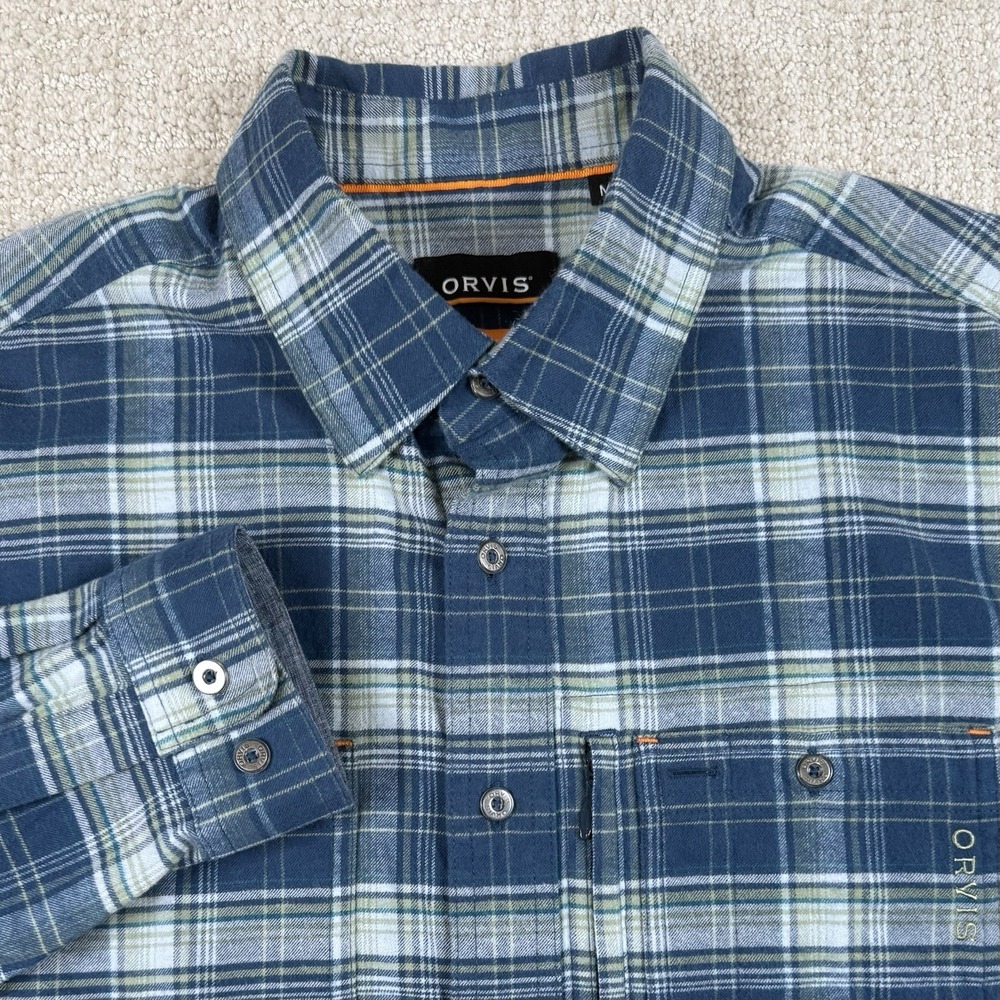 Orvis Men's Medium Active Fit Blue Plaid Flannel Long Sleeve Button Up